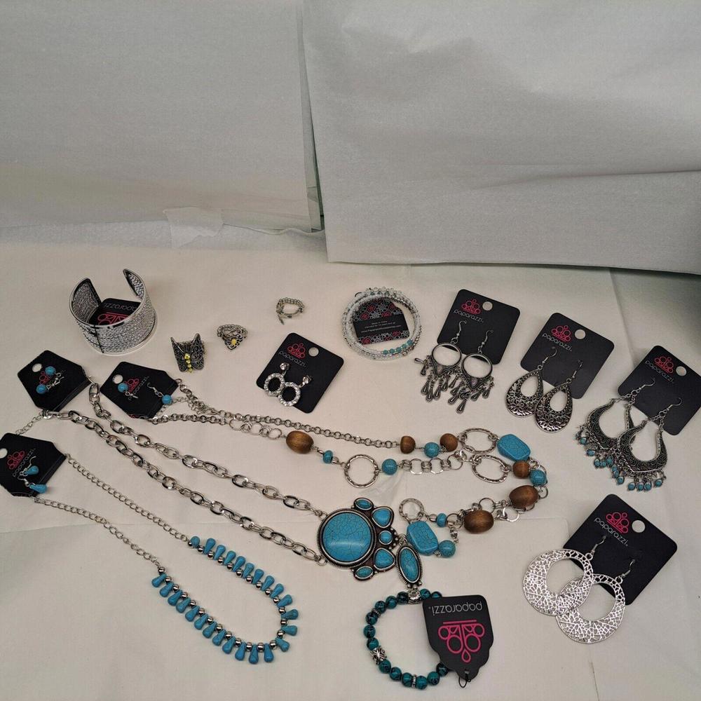paparazzi jewelry lot Silver, Turquoise, Western